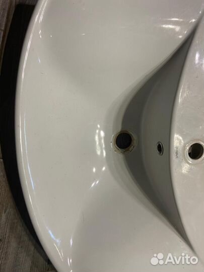 Тумбочка с раковиной для ванной бу