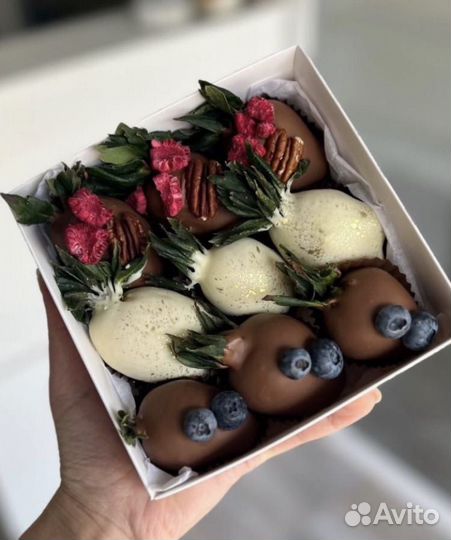 Набор клубники в шоколаде. Доставка по Кемерово