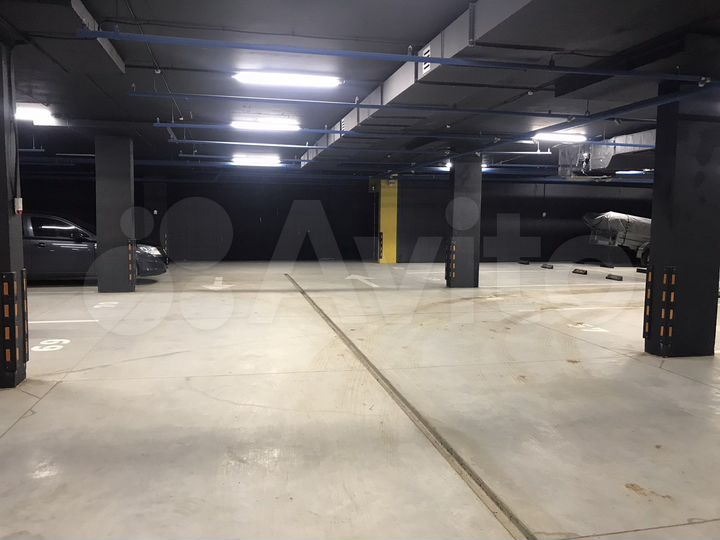 Машиноместо, 15 м²