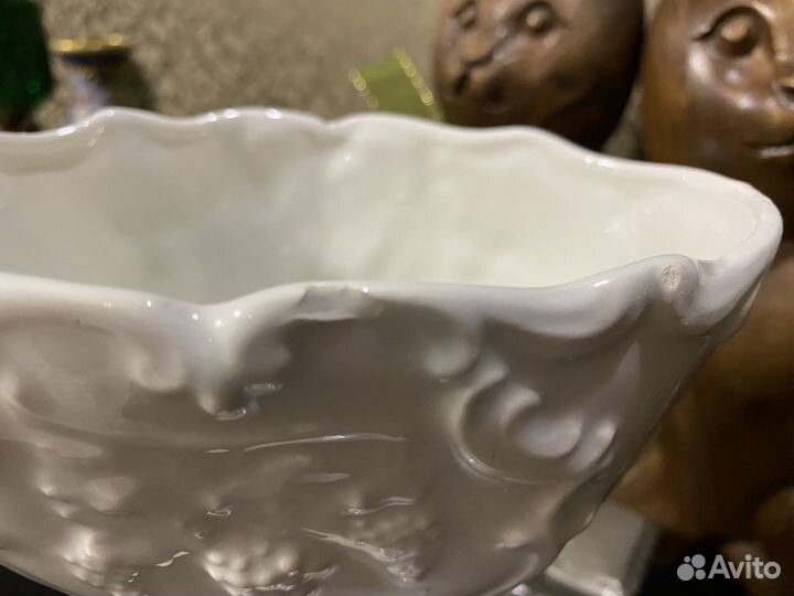 Ваза с путти