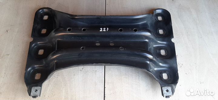 Кронштейн АКПП Mercedes S-Class W221