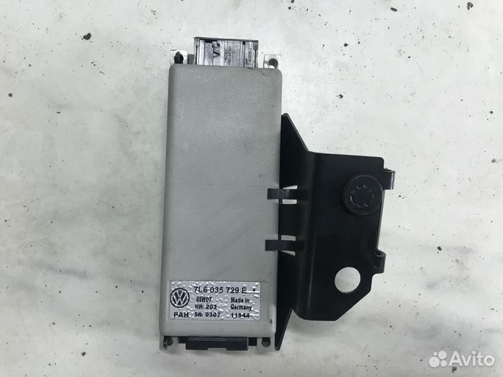 Интерфейсный блок Volkswagen Touareg