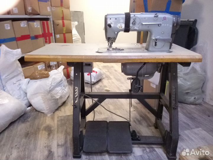 Швейная машинка промышленная