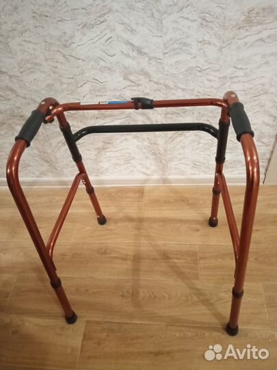 Ходунки для взрослых инвалидов