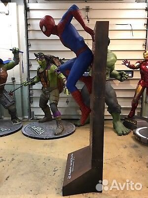 Статуи,фигуры Человек паук,Халк,Железный человек
