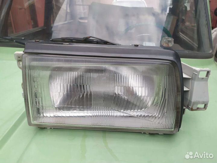 Фара mazda 323 bf правая