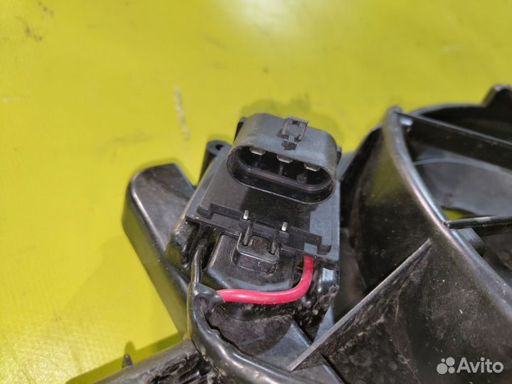 Диффузор с вентилятором в сборе LADA Granta FL 20