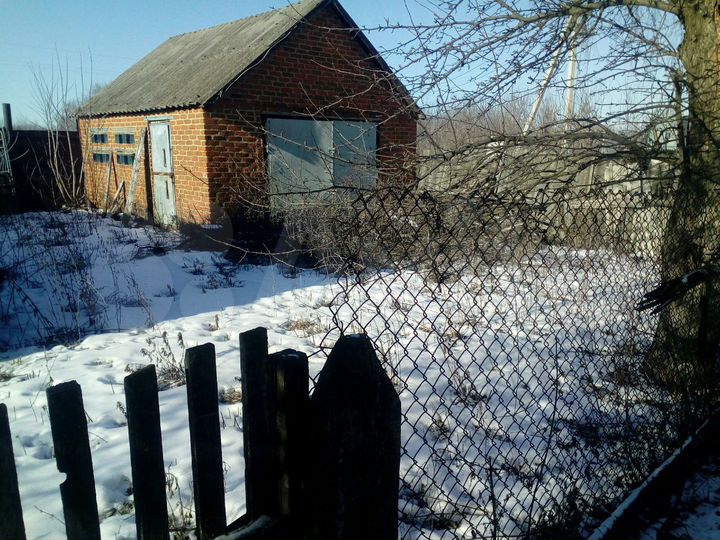 Дом 63,8 м² на участке 10 сот.