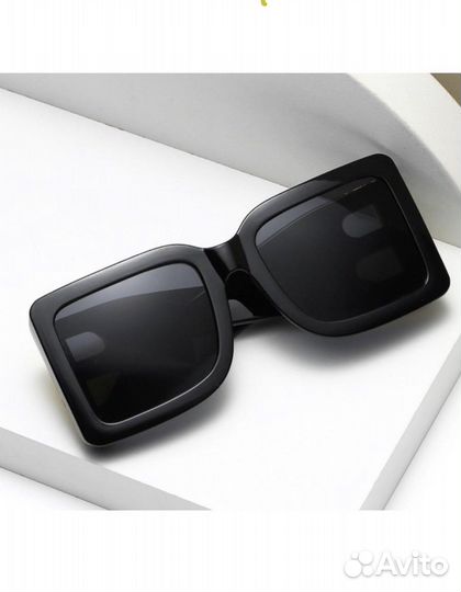 Солнцезащитные очки