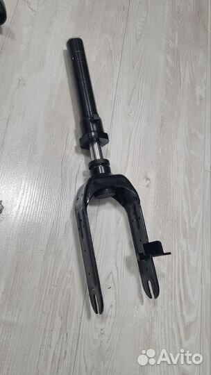 Вилка передняя ninebot max g2