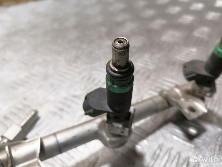 Форсунка двигателя Audi A6 c6 C6