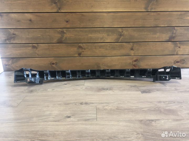 Кронштейн переднего бампера mercedes c204