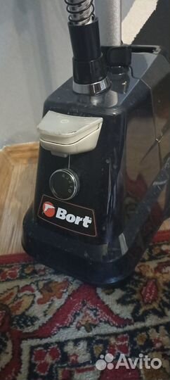 Отпариватель для одежды напольный