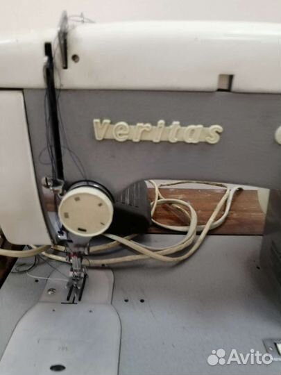 Швейная машина Veritas