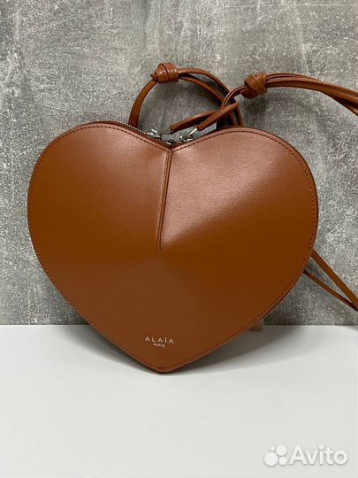 Новая женская сумка Alaia коричневая