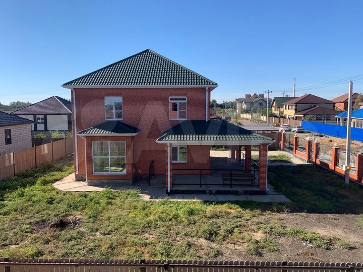 Дом 157 м² на участке 7,5 сот.