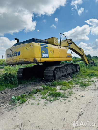 Гусеничный экскаватор Komatsu PC300-7, 2004