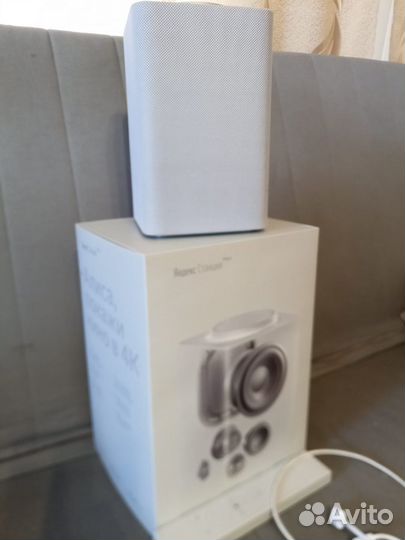 Яндекс станция алиса макс