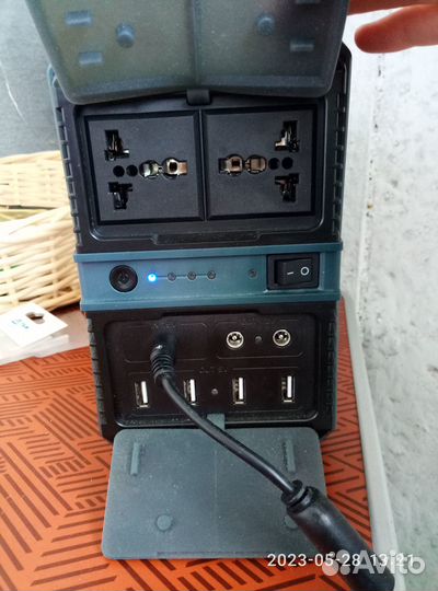 Переносной аккумулятор+солнечная панель