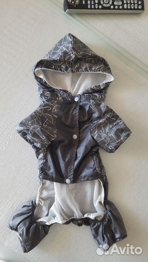 Комбинезон для маленькой собаки