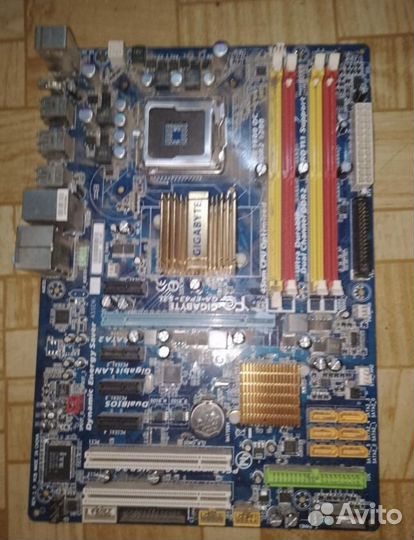 Материнская плата с процессором