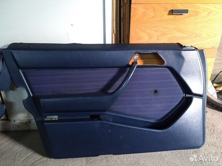 Карты обшивки дверей w124 синие