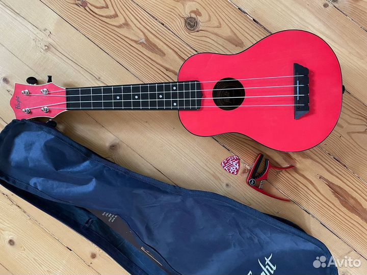 Укулеле flight сопрано TUS35Red