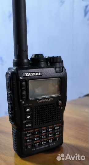 Рация Yaesu VX-8DR