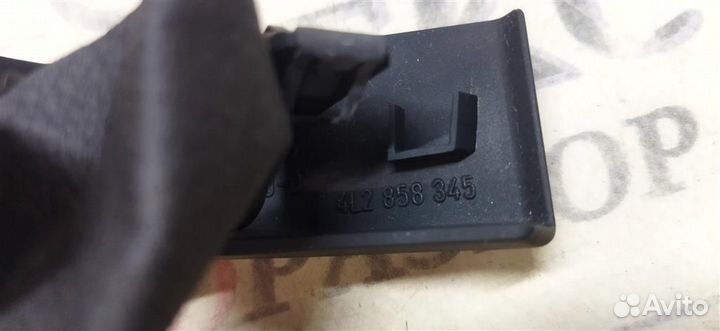 Кожух рулевой колонки Audi Q7 2005