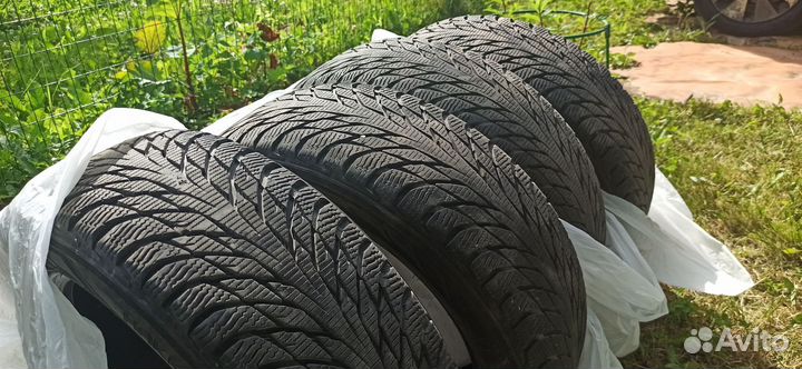 Nokian Tyres Hakkapeliitta R2 19.5/55 R16