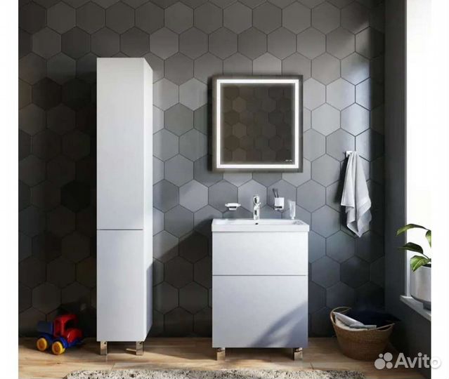 Зеркало новое. С подсветкой. Фирма ам.рм 65 cm