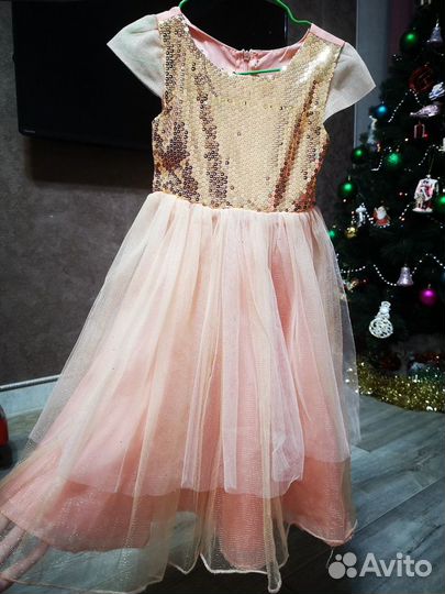 Платье нарядное для девочки 5-7 лет