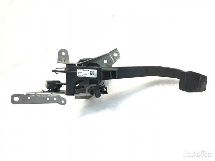 Педаль сцепления Ford Focus 3 хетчбек 2.0 2013