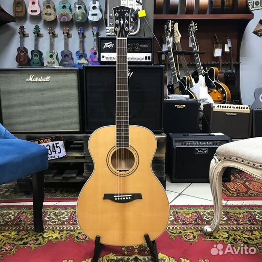 Акустическая гитара Parkwood S62