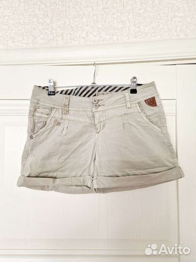 Шорты Eight2Nine