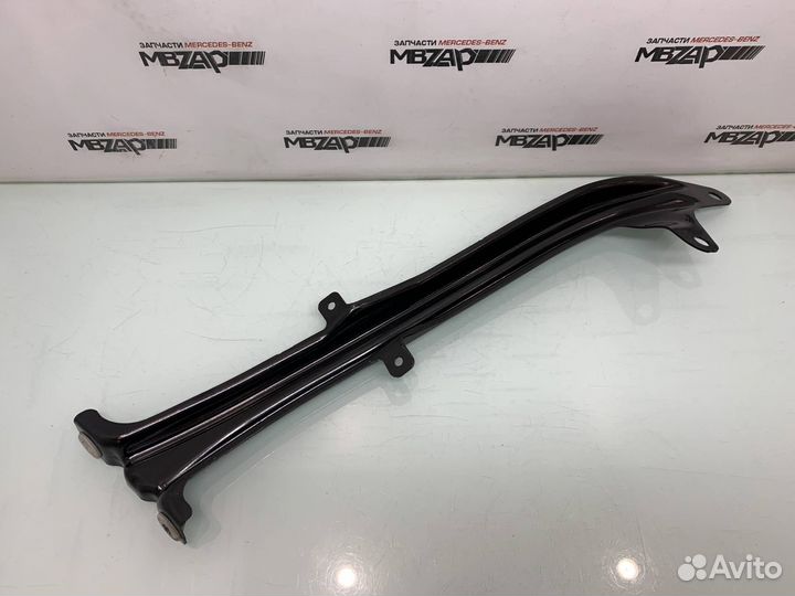 Распорка моторного отсека Mercedes X204 GLK 204