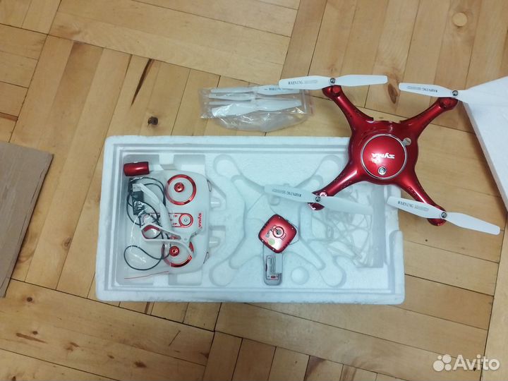 Квадрокоптер syma x5uw