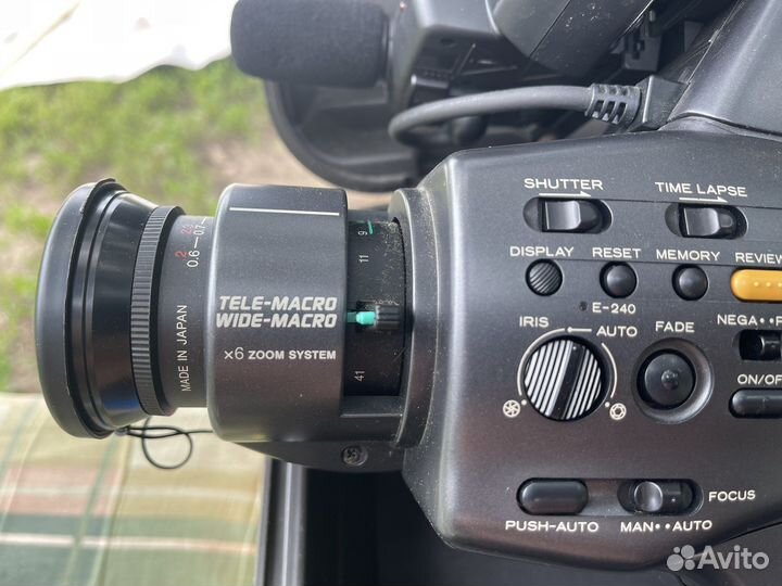 Видеокамера hitachi