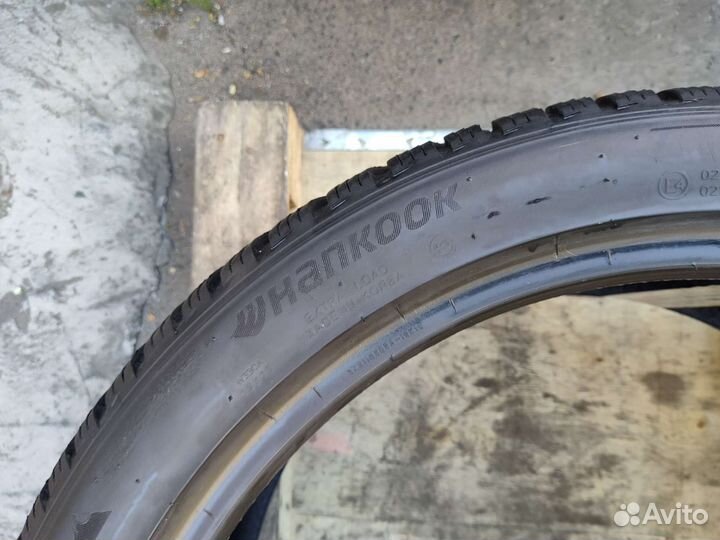 Hankook Winter I'Cept Evo 3 X W330A 295/35 R21 107V
