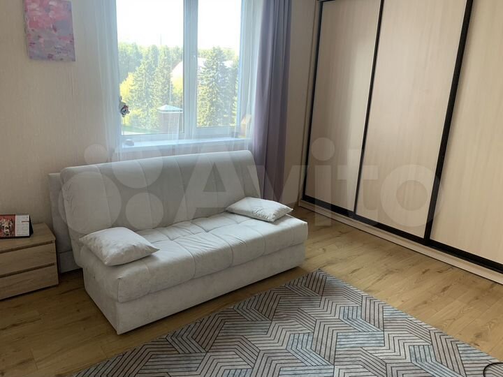 2-к. квартира, 51 м², 3/15 эт.