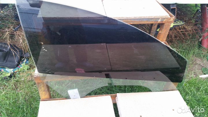 Стекло правое переднее Фольксваген Пассст CC