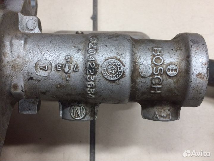 Главный тормозной цилиндр Mazda CX-7