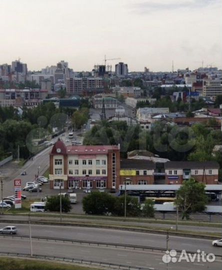 Офисное / торговое помещение в центре города. Собс