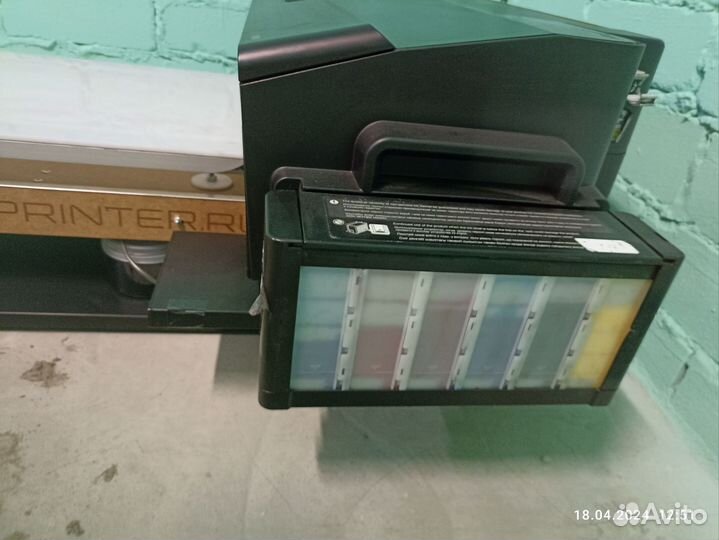 Планшетный принтер Epson L1800