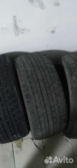 Dunlop  Windsor G3 245/40 R18