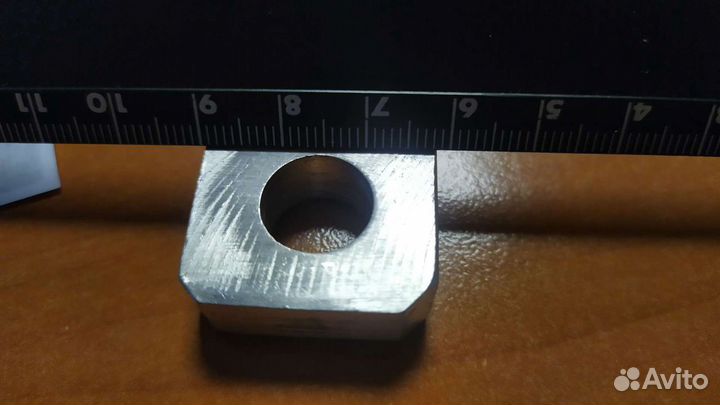 Клеммы силовых проводов питания