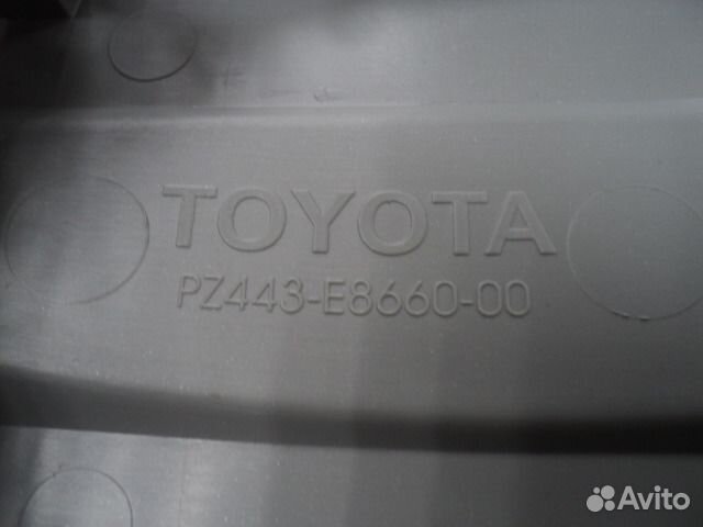 Колпак колесного диска Toyota Corolla Verso