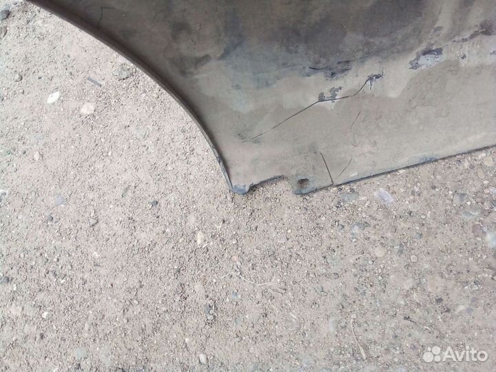 Бампер задний Toyota Vista SV30