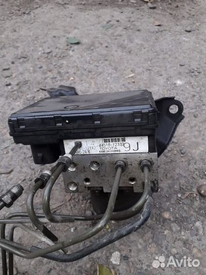 Блок аbs на Тойота corolla 120 кузов 2002г