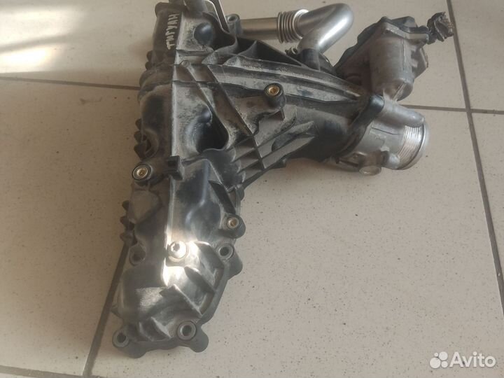 Коллектор впускной VW tiguan 2.0 TDI